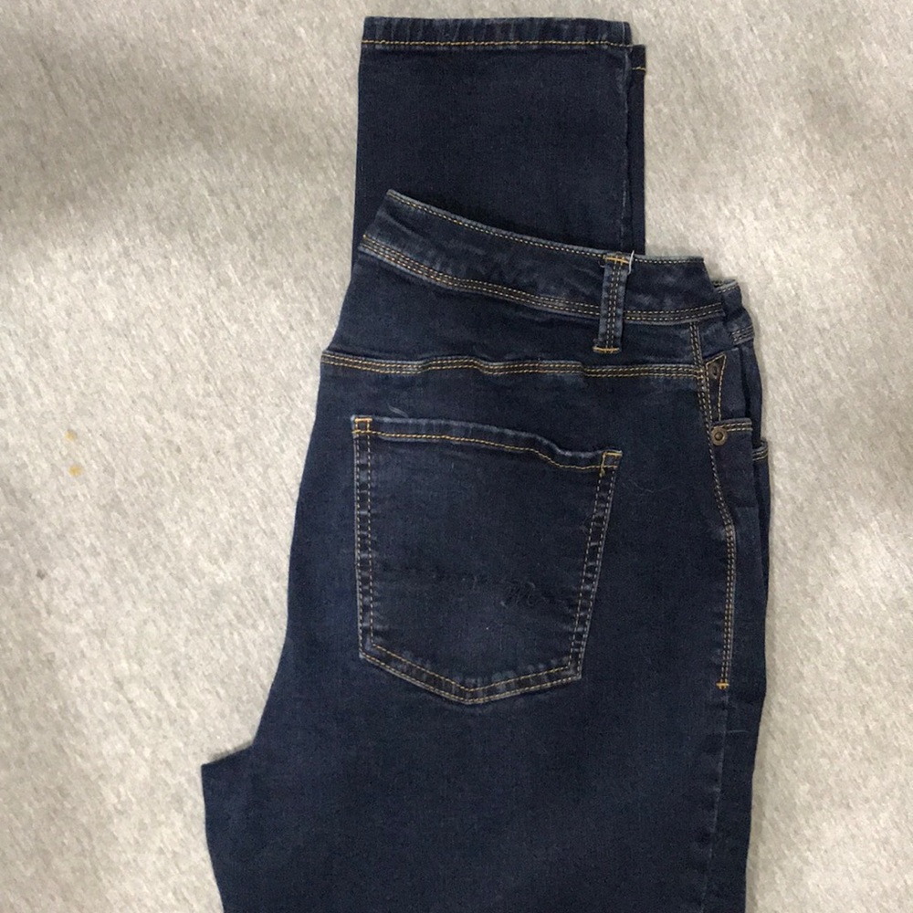 Size 11/12 Maurices curvy jeans